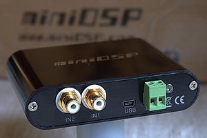 miniDSP 2x4 DSP-in-a-box, inputs and USB with DC power